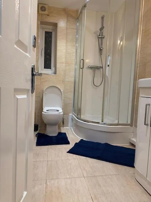 Riverside Haven Room 3 London Apartment